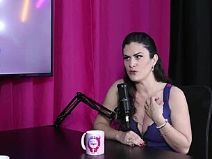 many women are machistas and must help each other - amanda smell sheer red