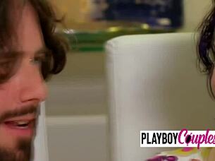 Is This Lucky Man Banging Two Swinger Babes In The Shower?