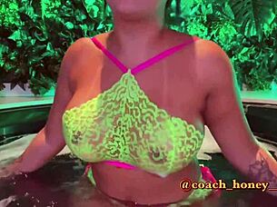 Guided Jerk Off In Motel Bathtub