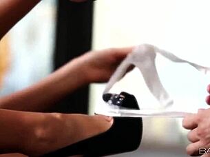 Babes Windy Fling Angelica Heart Gets Wet Pussy Fucked And Cummed On