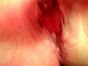 Verboten gei mein weißer squirtsaft läuft aus