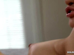 Wow, this babe gets analized by a massive dick!