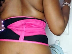 I'm Showin' Off My Big Ebony Ass