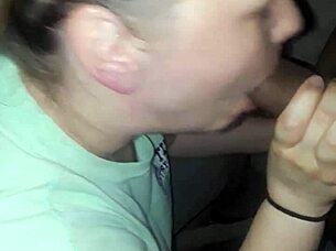 White milf feels intense pleasure sucking big black cock with oral focus