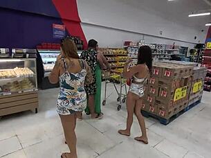 african babe gets ready in public at praia grande