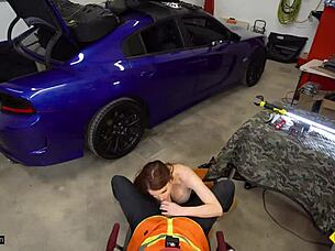 Big Tits Milf Feels Intense Pleasure Getting Fucked by Car Mechanic Roadside