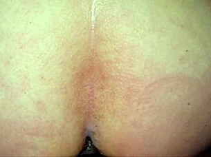 removing plug for anal 😏