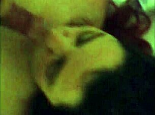 esta rica peli roja blanca le gusta el anal con blowjob y cumshot