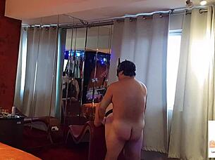 Peruvian amateur's hot complete sexy show on red xvideos