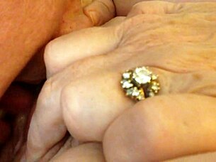 eating granny carmen's sweet pussy in reality?