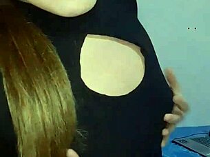 i made this exclusive video for my prince mohamed, he's hammering my little ass