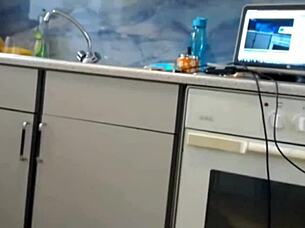 Sensational Booty Showoff with Teasing Moves on Webcam