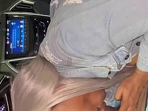 I was listening to music while getting sloppy deepthroat head.