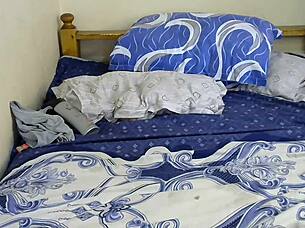 having fun alone with my shaved pussy 😈