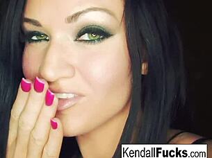 kendall, show me that sexy tease