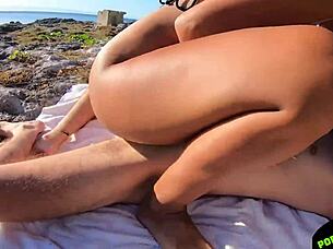 watch this sloppy blowjob on public beach!