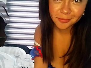 People Love Princesses In Costumes And Cosplay With Natural Tits