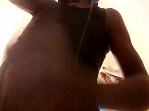 Amateur couple explores intimate moments