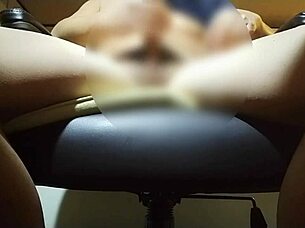 Quick self-pleasure with toys