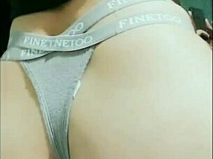 loulish pinay flexes her big ass 😍