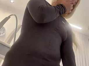 Removing my clothes tease and getting dress again