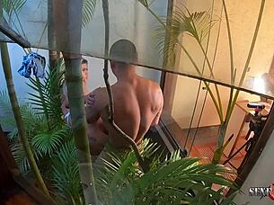 Wanessa Boyer Shows Sympathy Backstage