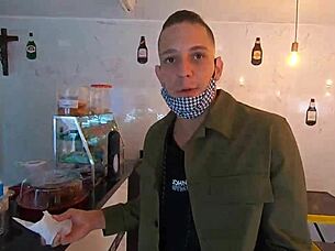 Monique Bertolini Tours Motorhome Workshop in California