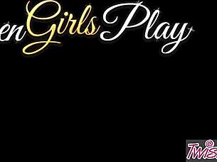 Twink medical primește examen special de la doctor matur în uniformă