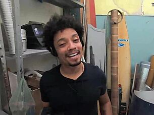 Monique Bertolini Tours Motorhome Workshop in California