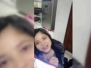 Tall Colombian girlfriend interrupts game for homemade sex in Florida