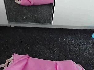 meu padrasto faz cafun� na minha bucetinha gorda