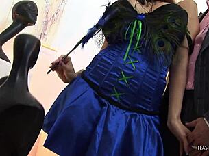 amazing hottie makes a horny guy cum in her mouth