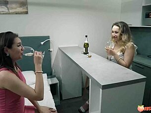 i welcomd 2023 with threesome ft vika lita katy dee