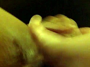 I see Shelly get fistd for the first tyme.