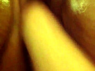 I see Shelly get fistd for the first tyme.