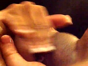 I see Shelly get fistd for the first tyme.