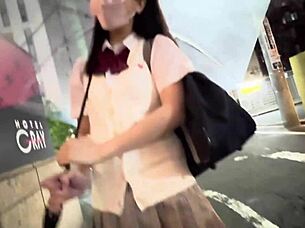 Subtle Asian Cutie Gives Homemade Blowjob For Cumshot Reward