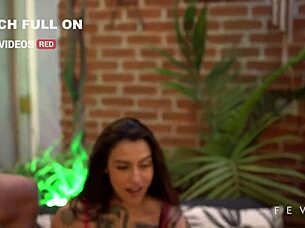 trisal, mrpeachvelvet, lexi mallet, and megan devonne having a hot threesome at the beach house