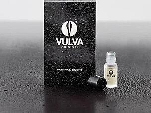 i squirted my pussy juice into a bottle, but i ment cunt 😅