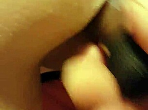 girlfriend uses dildo toys for mature amateur fun 😜