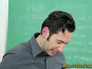 Real Teen Pornstar Gets Jizzed!