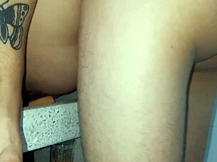 Girl In Miniskirt Gets Creampie