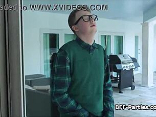 i catch and invite jerking nerd into hardcore foursome