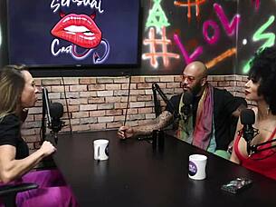 eu sou lu cabral, a mulher que aprende a se masturbar sensualmente