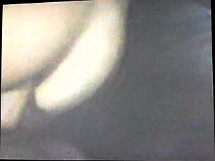 Wife with Perfect Ass Cums from Anal