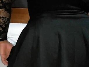 Chatting about Pamelithatv's secret crossdressing fun