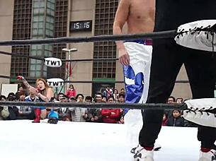 Wrestling Match Between Dou Yu and Apple Miyuki