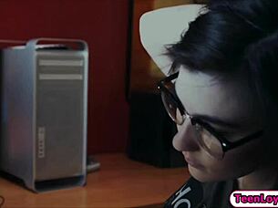 can you handle watching geek babe jenna reid ride that big dick provocatively?