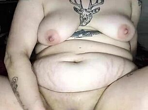 Rubia Blanquita Touches Herself Deliciously With Dildos, Squirting And Playing