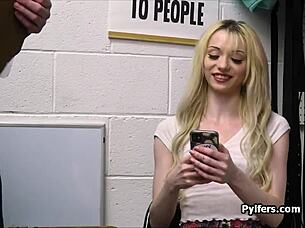 I record teen sucking my dick in mall